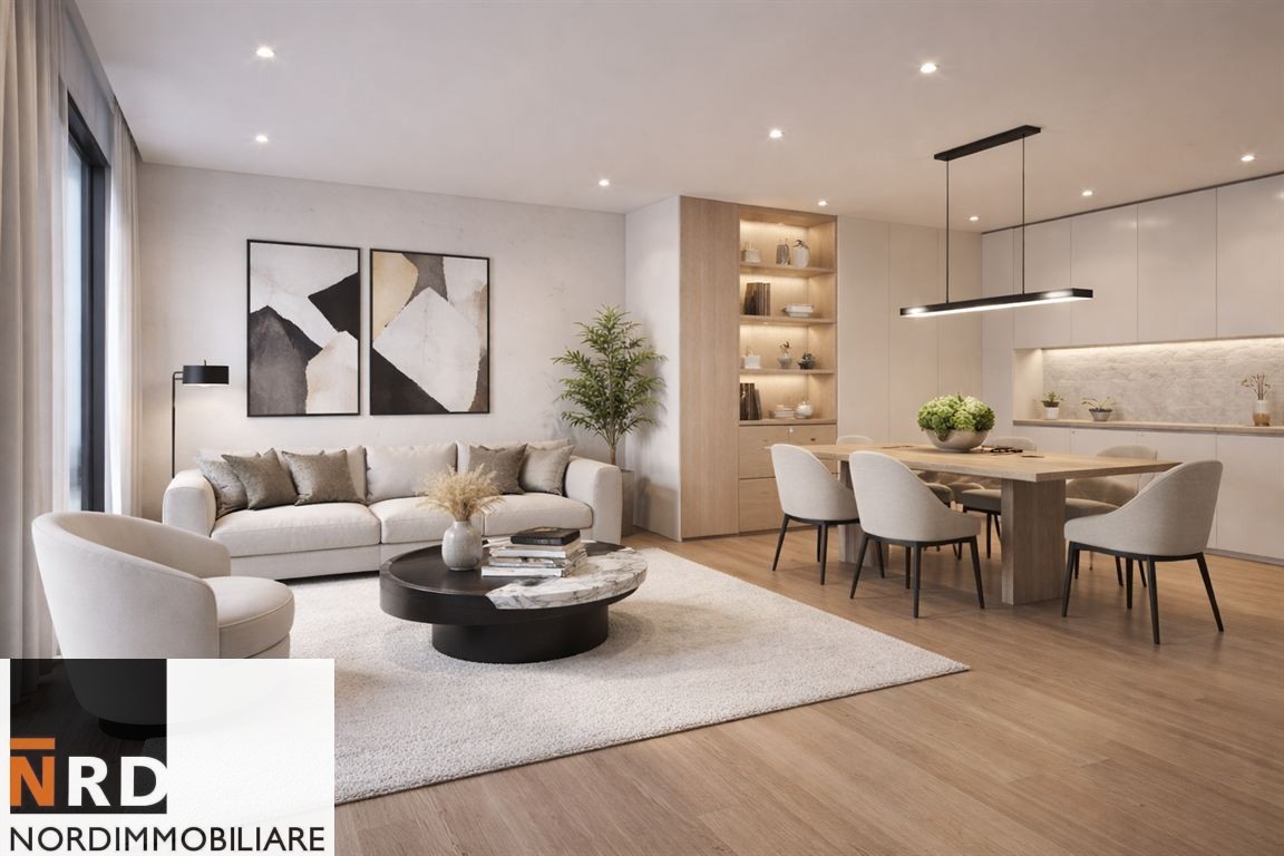 Splendido TRILOCALE vista Lago in fase di Ristrutturazione