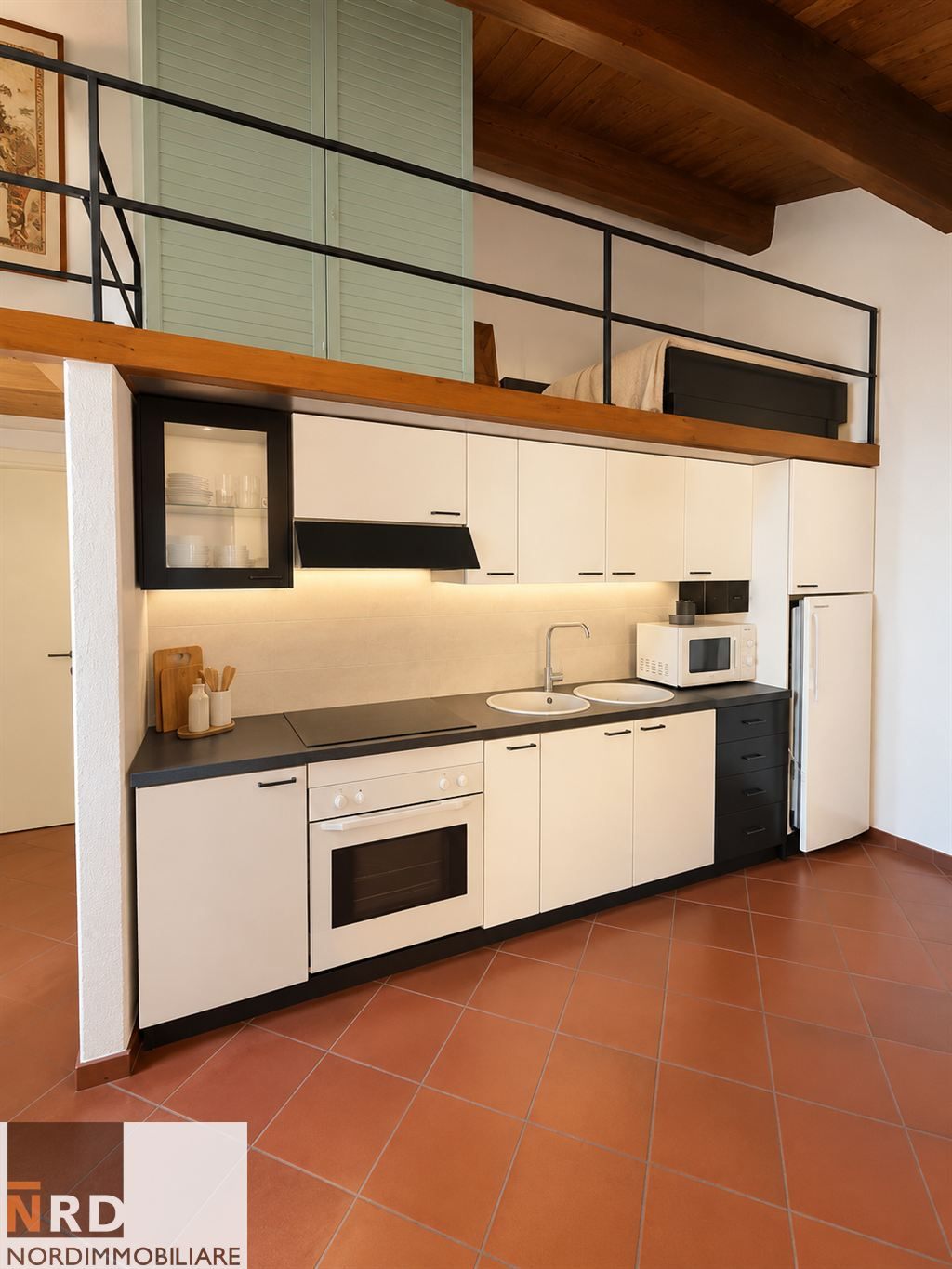 Loft Monolocale Arredato (IDEALE PER UNA SOLA PERSONA)