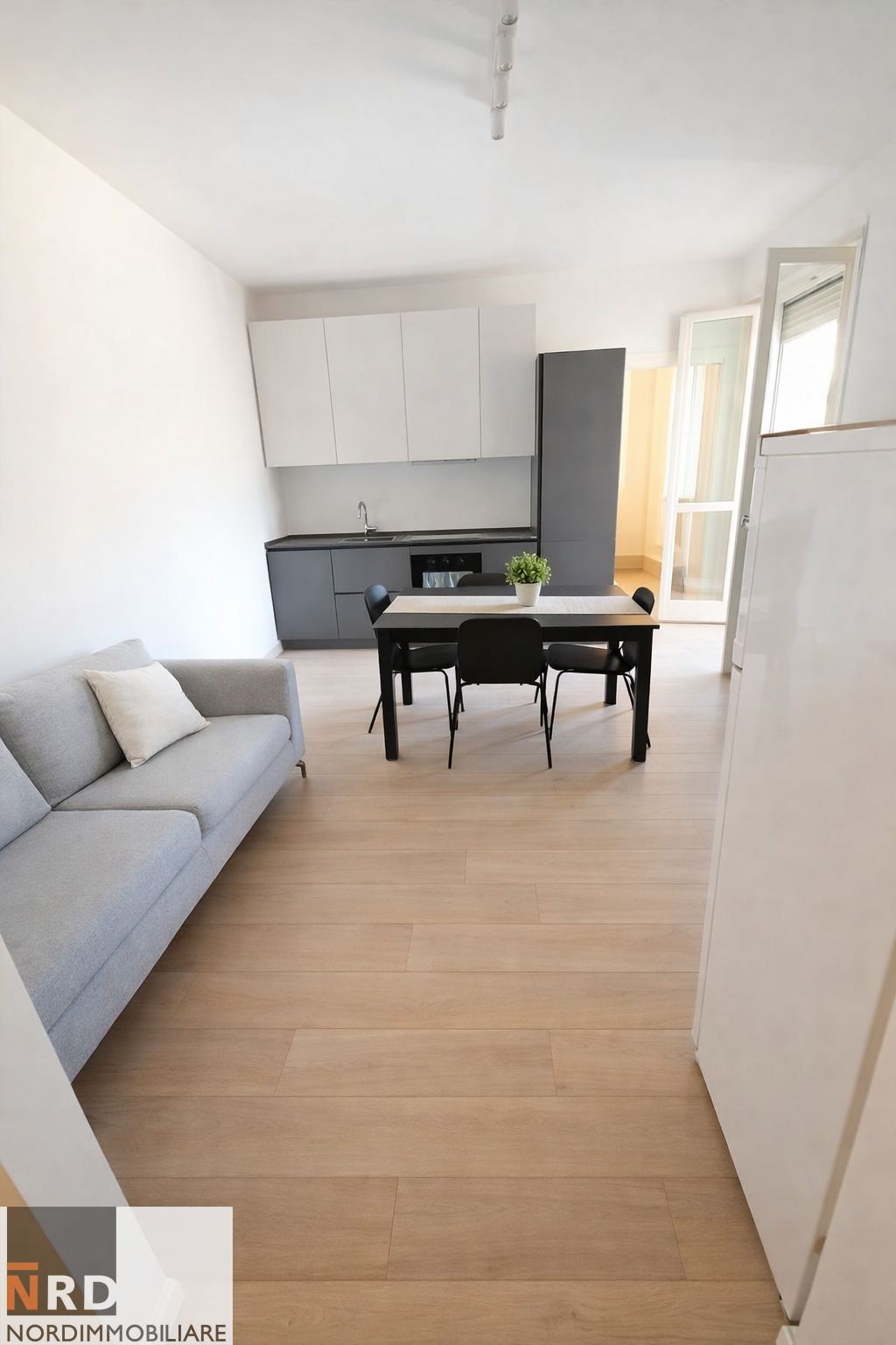 Trilocale parz. Arredato con Box Privato