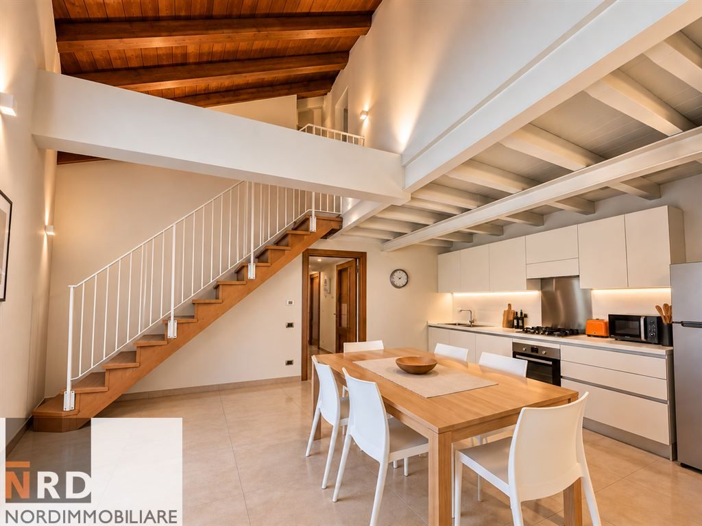 Bellissimo TRILOCALE Arredato con Box